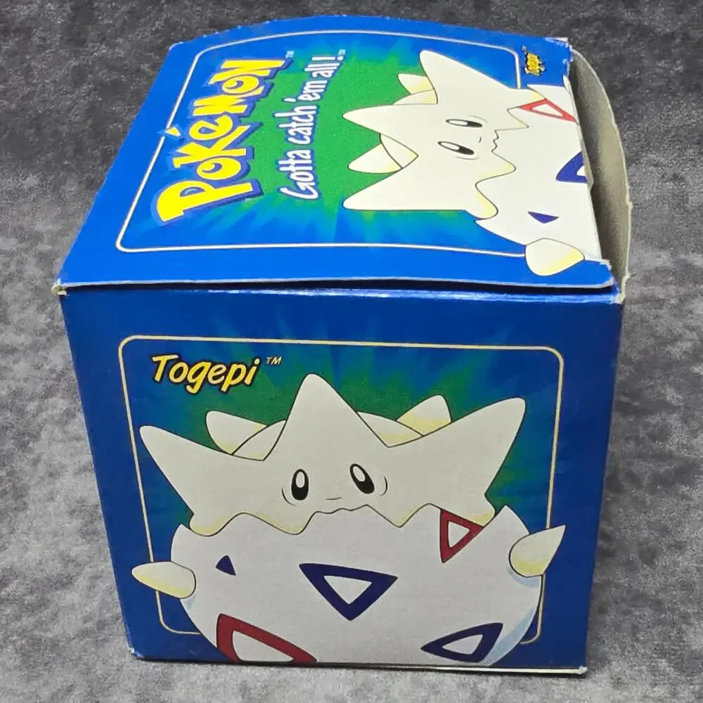 Pokémon Pokeball Togepi Limited Edition Gold Plated 23K Pokemon Card Collect